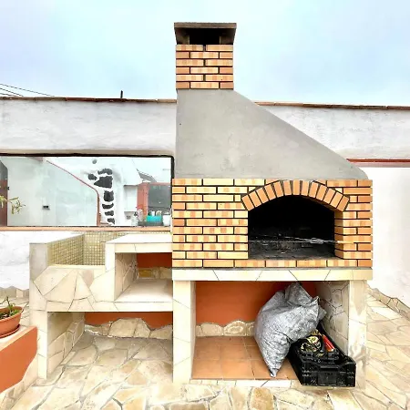 Apartamento Las Castillo con BBQ y solárium compartido y estupenda vista en Garachico Venkovský dům