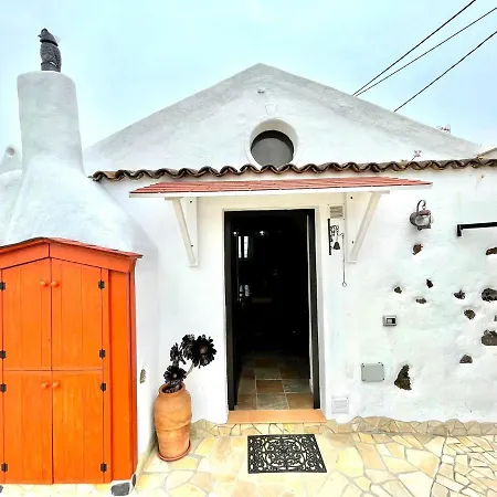 Apartamento Las Castillo con BBQ y solárium compartido y estupenda vista en Garachico Garachico (Tenerife)