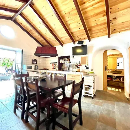 Apartamento Las Castillo con BBQ y solárium compartido y estupenda vista en Garachico Garachico (Tenerife)