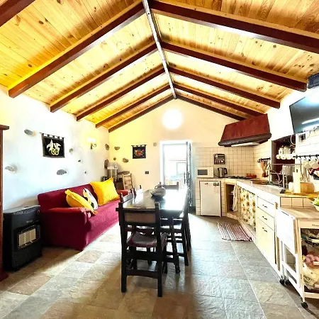 Casa di campagna Apartamento Las Castillo con BBQ y solárium compartido y estupenda vista en Garachico *